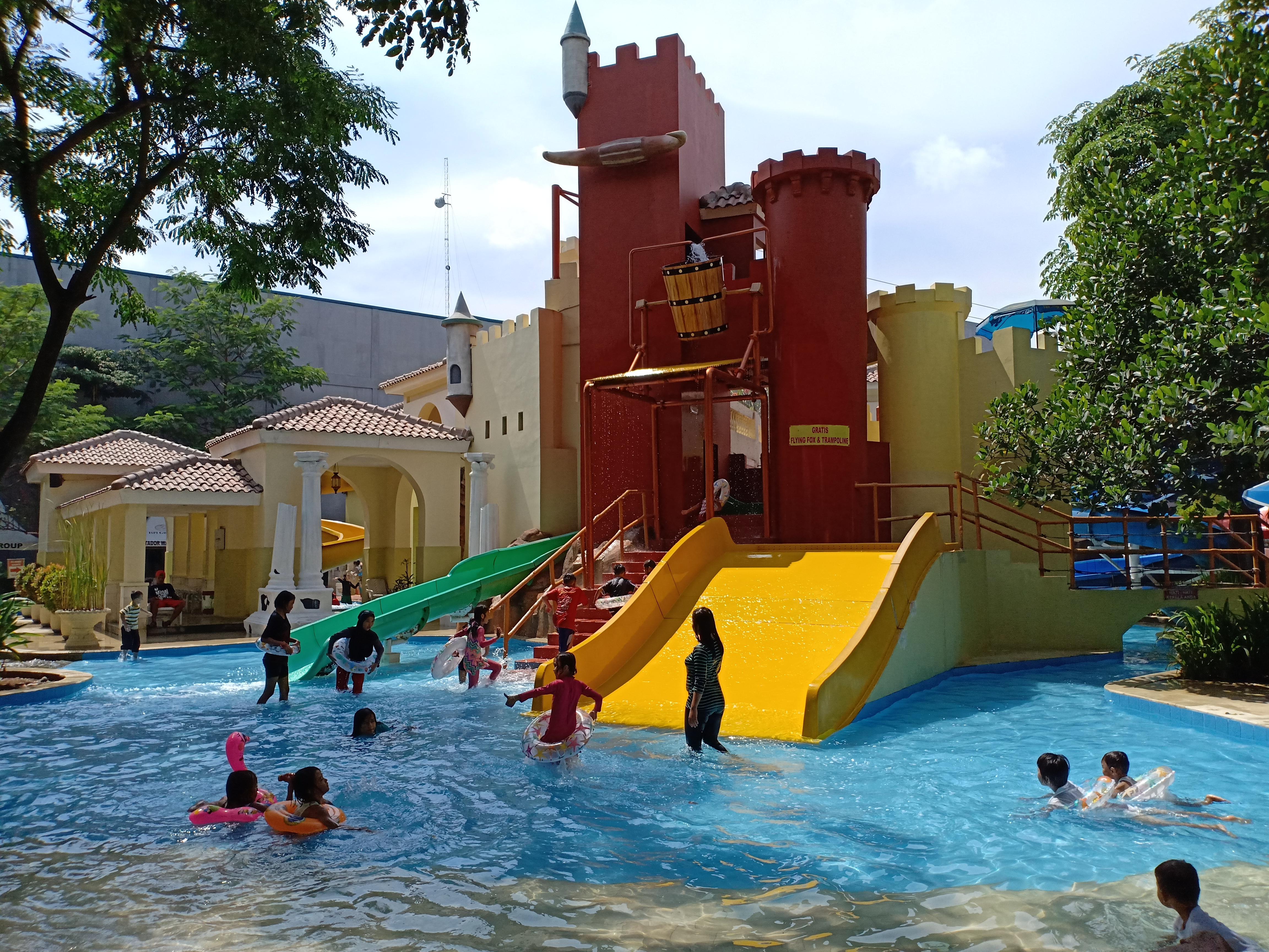 Ibis Budget Cikarang Festival Bekasi Ngoại thất bức ảnh