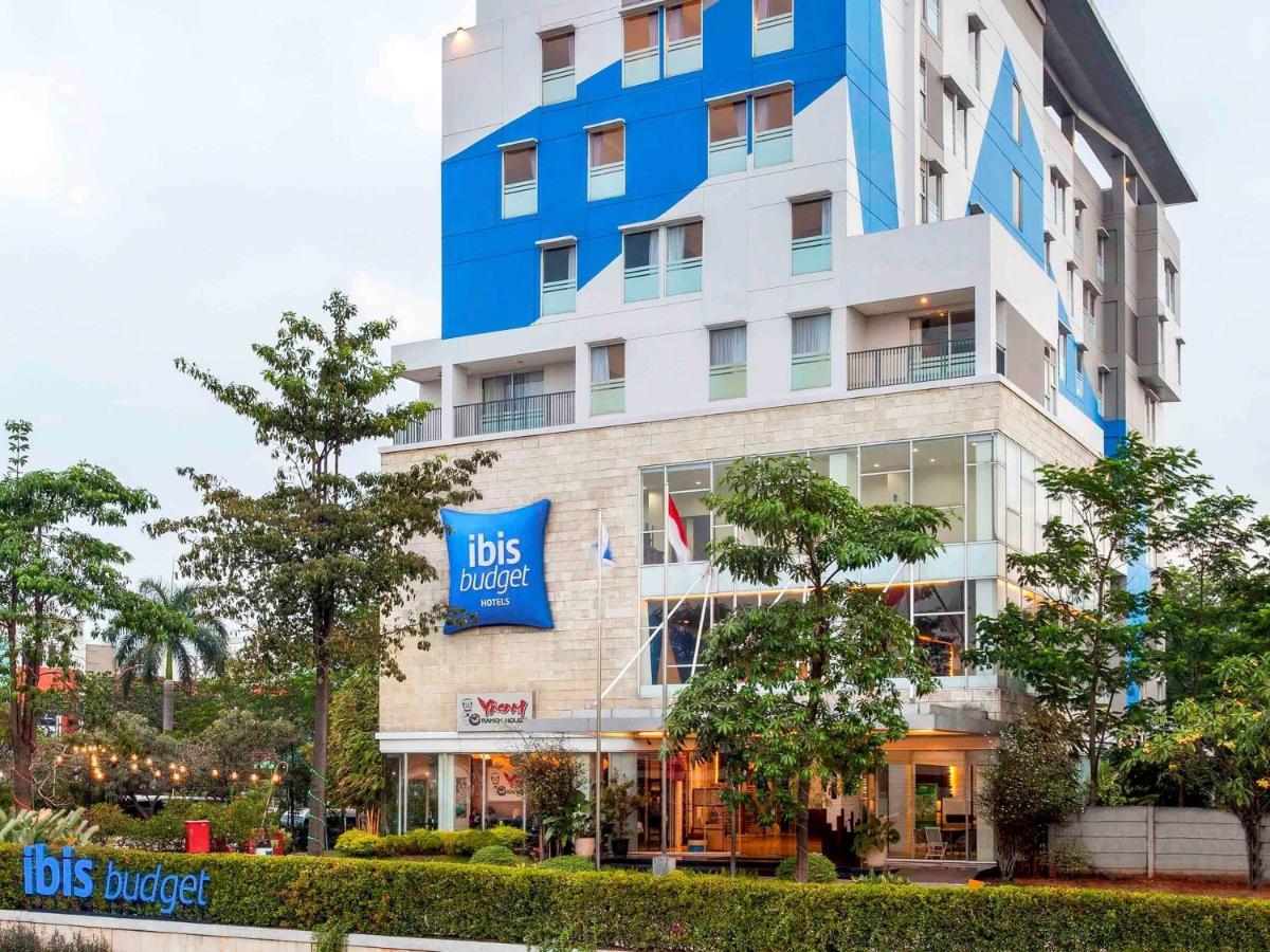 Ibis Budget Cikarang Festival Bekasi Ngoại thất bức ảnh