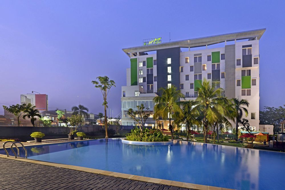 Ibis Budget Cikarang Festival Bekasi Ngoại thất bức ảnh