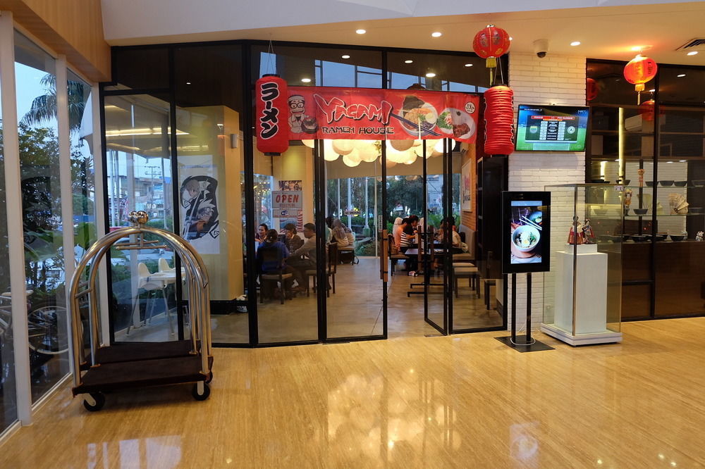Ibis Budget Cikarang Festival Bekasi Ngoại thất bức ảnh