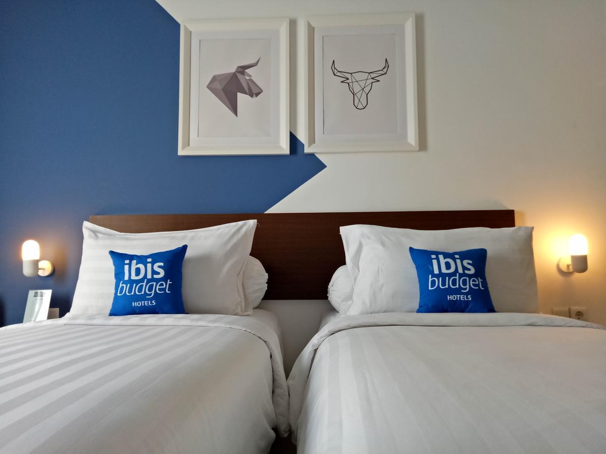 Ibis Budget Cikarang Festival Bekasi Ngoại thất bức ảnh
