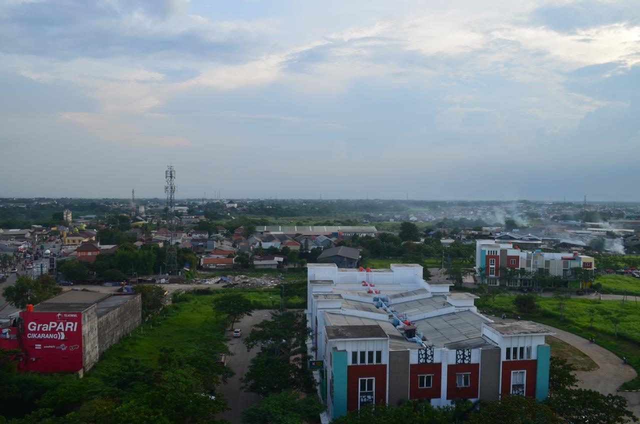 Ibis Budget Cikarang Festival Bekasi Ngoại thất bức ảnh