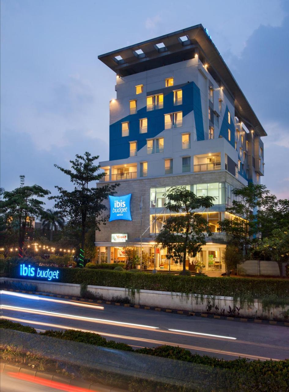 Ibis Budget Cikarang Festival Bekasi Ngoại thất bức ảnh